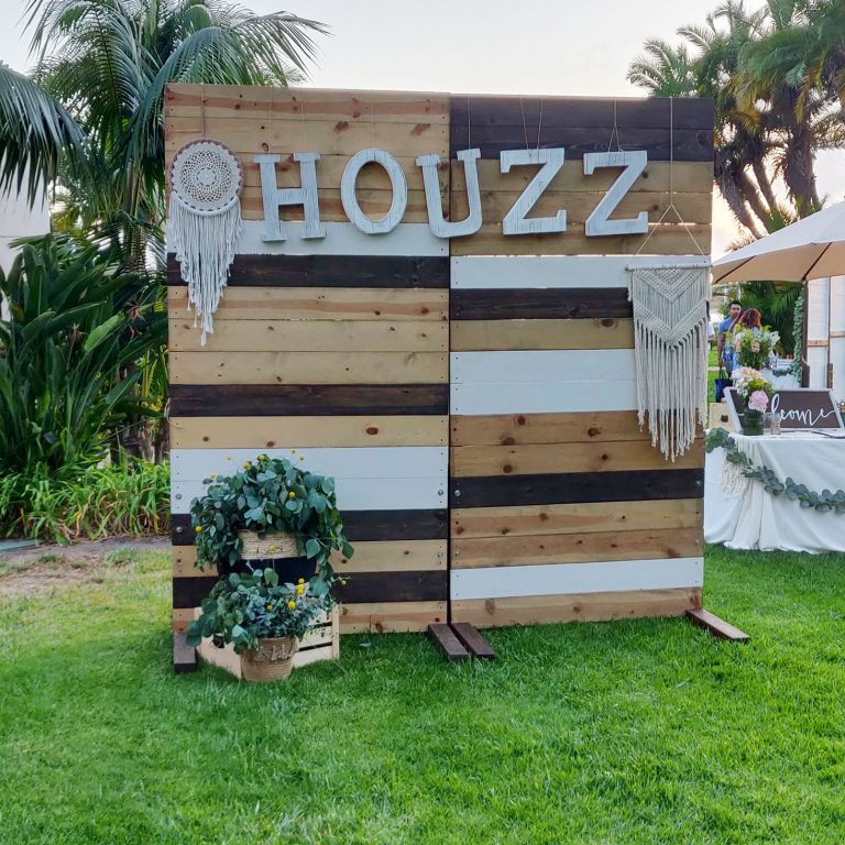Pallet Backdrop, Photobooth Backdrop, Wood Wall Rental San Diego