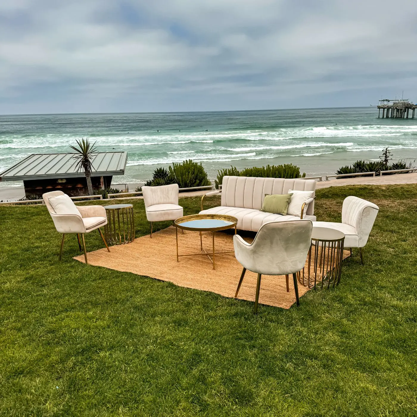 <hide>Chair – </hide>Cream Velvet - Image 3