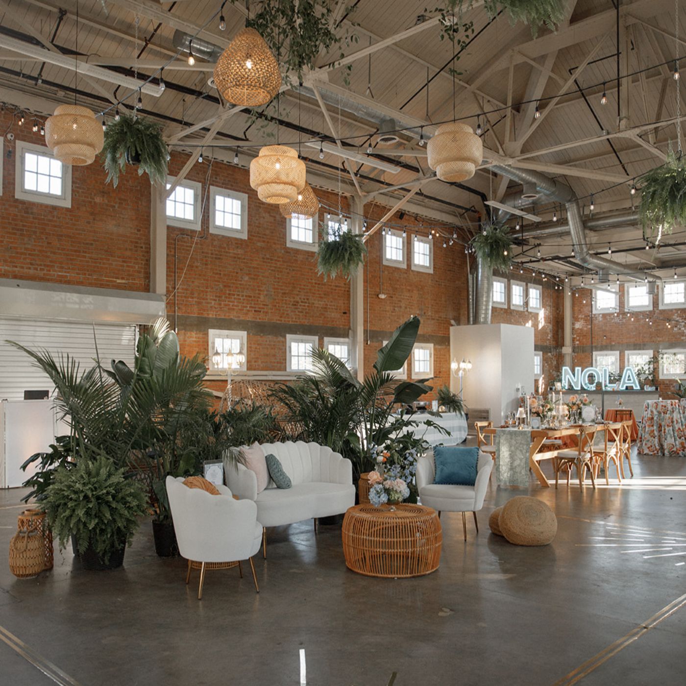 <hide>Lounge – </hide> Montreal - Image 8