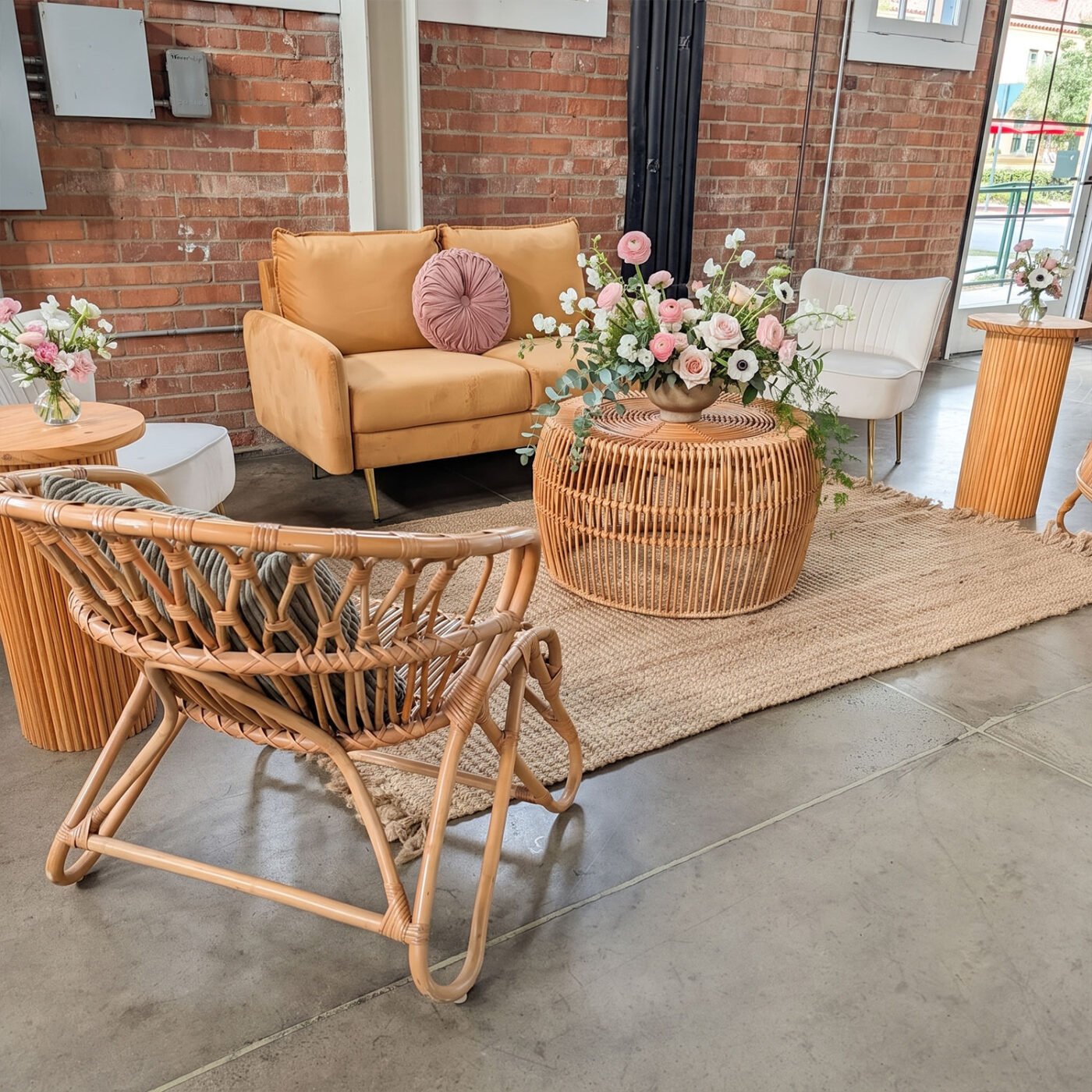 <hide>Lounge – </hide>Vermont - Image 5