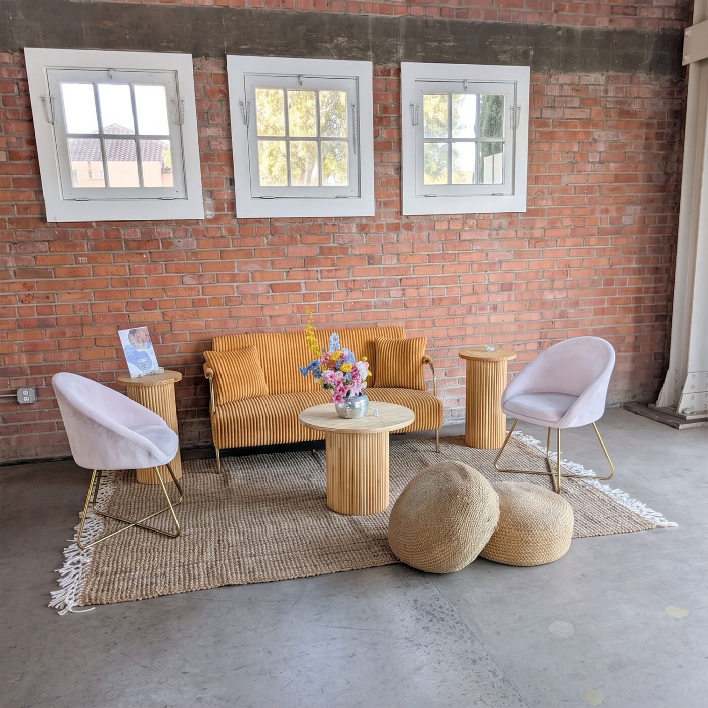 <hide>Lounge – </hide>Vermont - Image 6